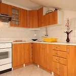 Apartamento With Parking Space Kukljica, Ugljan - 8237