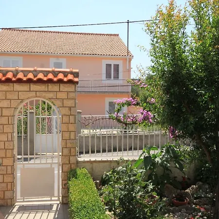 Διαμέρισμα With Parking Space Kukljica, Ugljan - 8237 Kukljica