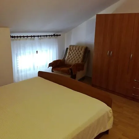 Апартаменты With Parking Space Kukljica, Ugljan - 8237 *